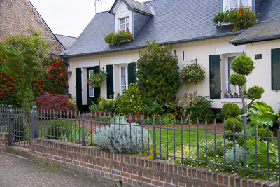 photo1