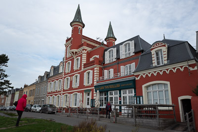 photo1